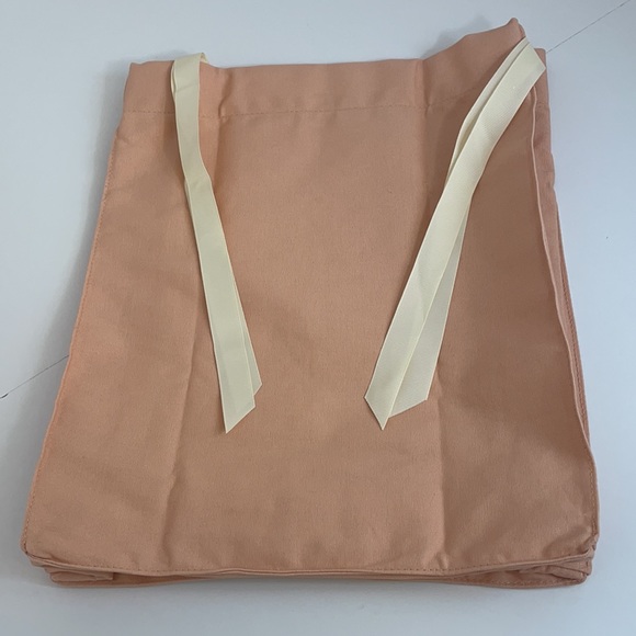 🧡GUCCI BEAUTY COSMETIC MAKE UP BAG/POUCH  🧡 - Picture 3 of 16